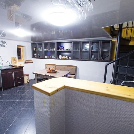 Nikas Apartment Tbiliszi Kültér fotó